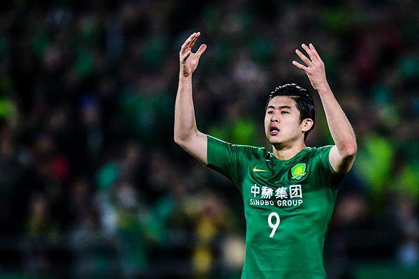 华体会最新官网-张玉宁：再出国踢球未必是首选 一度曾想到退役